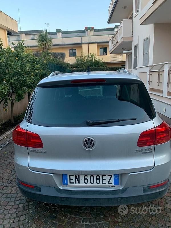 Usata VW Tiguan Style 170 CV (125 kW) 2012 Grigio SUV