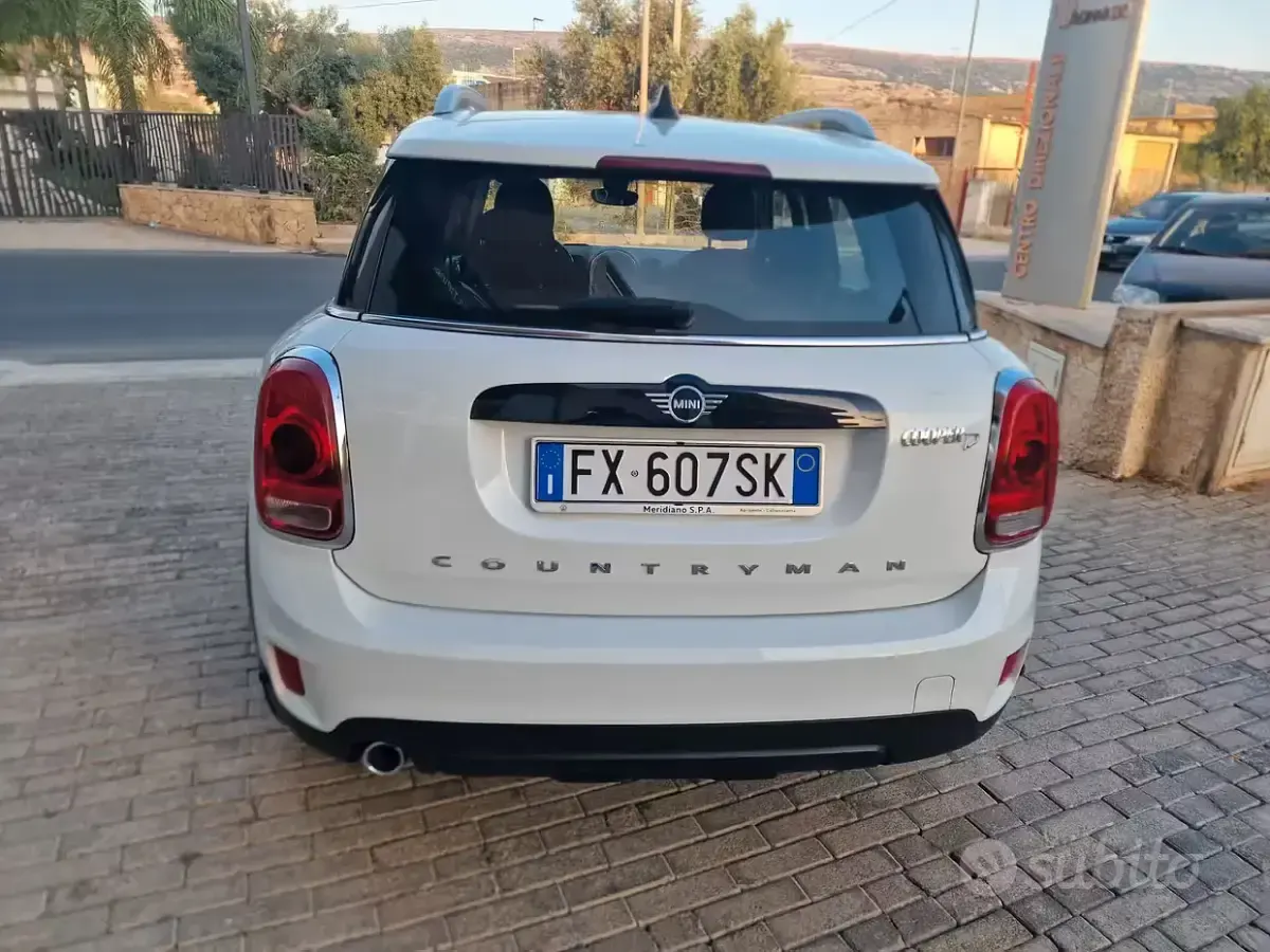 Usata Mini Cooper D Countryman Hype 150 CV (110 kW) 2019 Bianco SUV