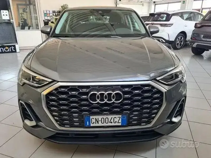 Usata Audi Q3 Sportback S-Line 150 CV (110 kW) 2023 Grigo chronos metallizzato SUV