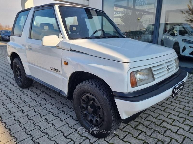 Usata Suzuki Vitara 79 CV (58 kW) 1992 Bianco Cabrio