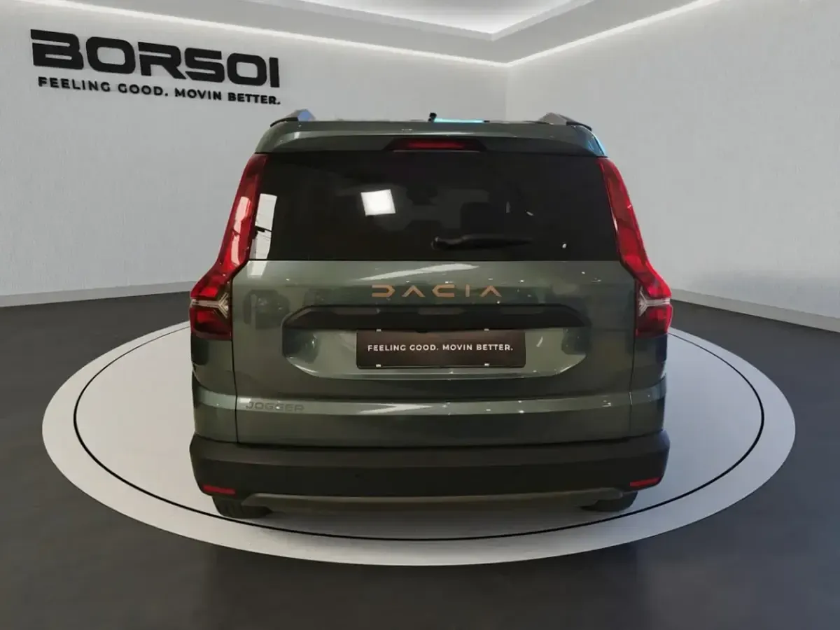 Usata Dacia Jogger Extreme 101 CV (74 kW) 2023 Verde oxide Monovolume