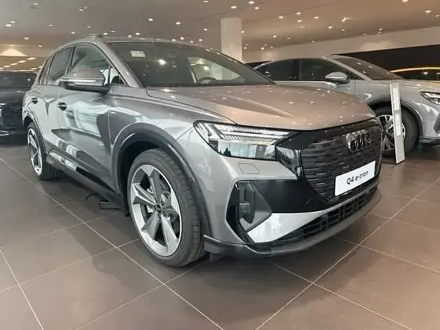 Nuova Audi Q4 e-tron Ambiente 210 kW (286 CV) 2025 Grigio tifone metallizzato SUV