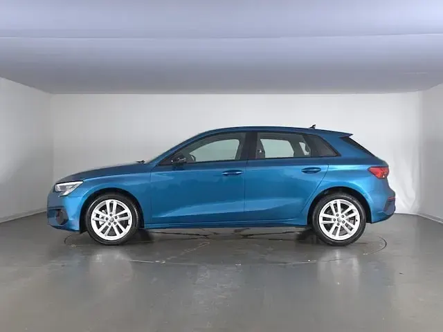 Usata Audi A3 Advanced 150 CV (110 kW) 2022 Blu atollo Berlina