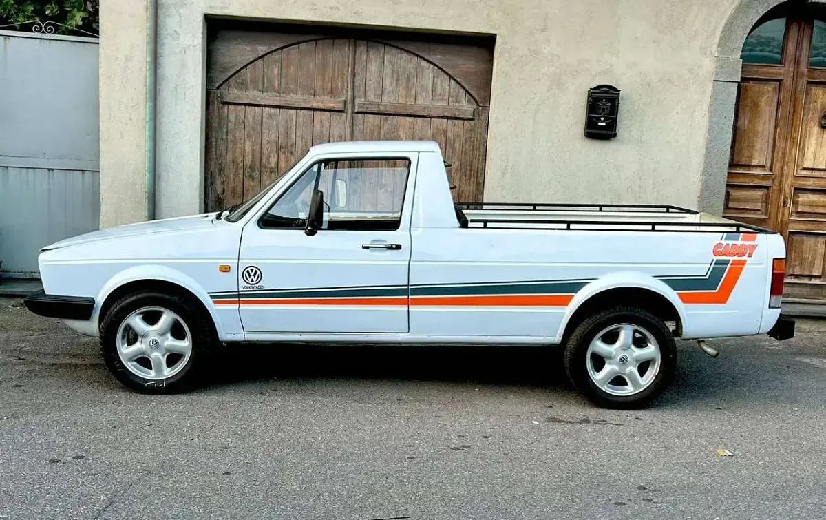 Usata VW Caddy 54 CV (39 kW) 1986 Bianco Monovolume