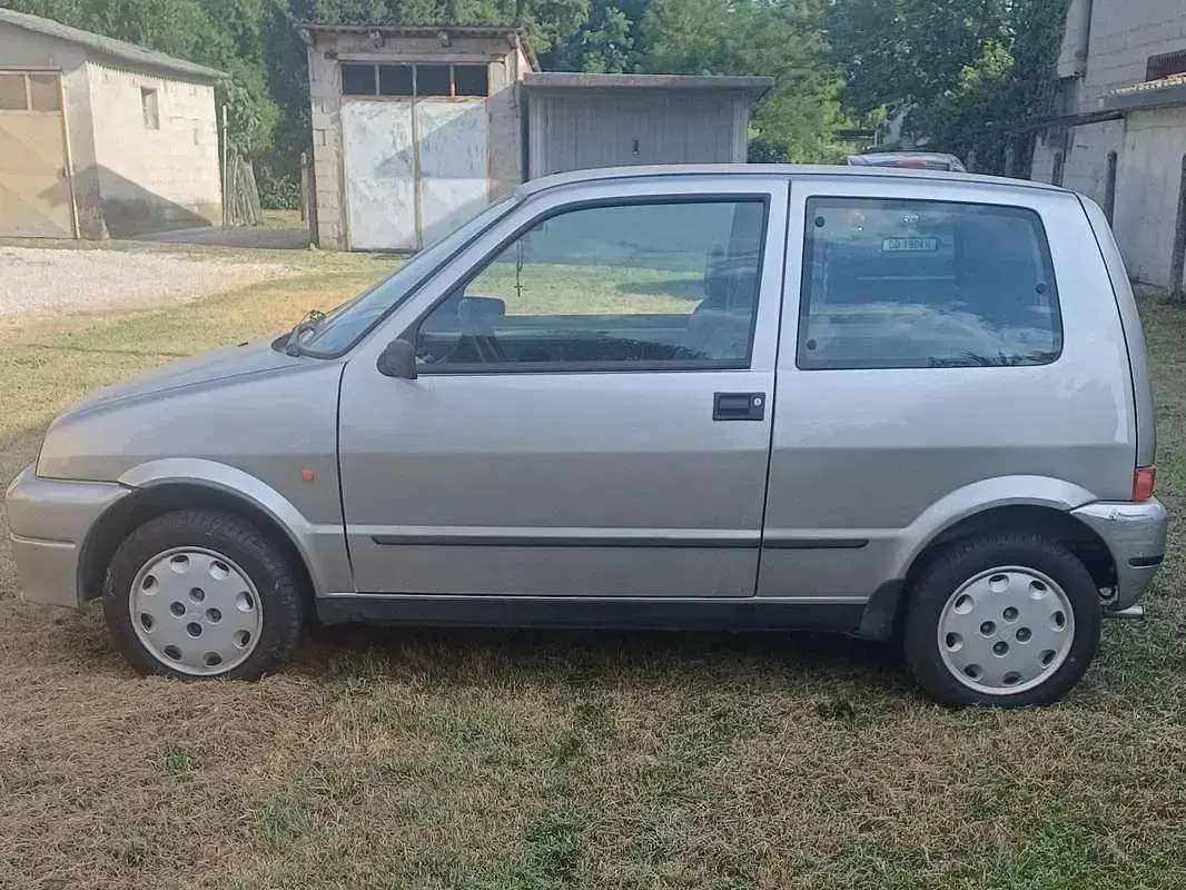 Usata Fiat Cinquecento 39 CV (28 kW) 1998 Argento Utilitaria