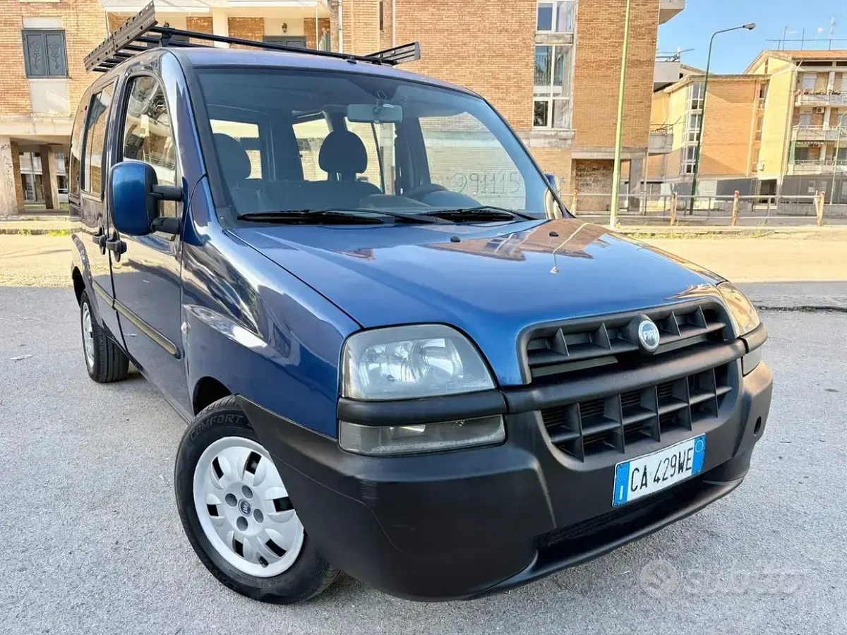 Usata Fiat Doblò 101 CV (74 kW) 2003 Blu Monovolume