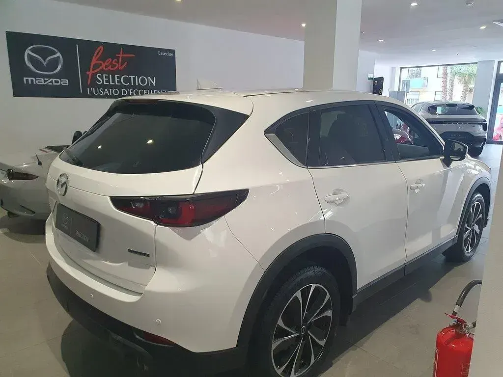 Usata Mazda CX-5 150 CV (110 kW) 2023 Arctic white cle SUV