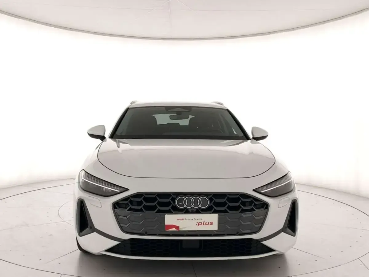 Occasion Audi A5 Business 204 ch (150 kW) 2025 Blanc Berline