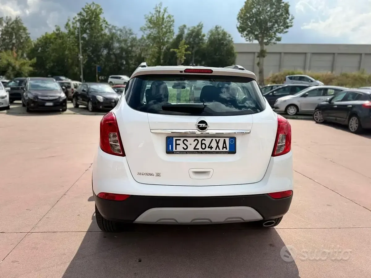 Usata Opel Mokka X 120 CV (88 kW) 2019 Bianco SUV