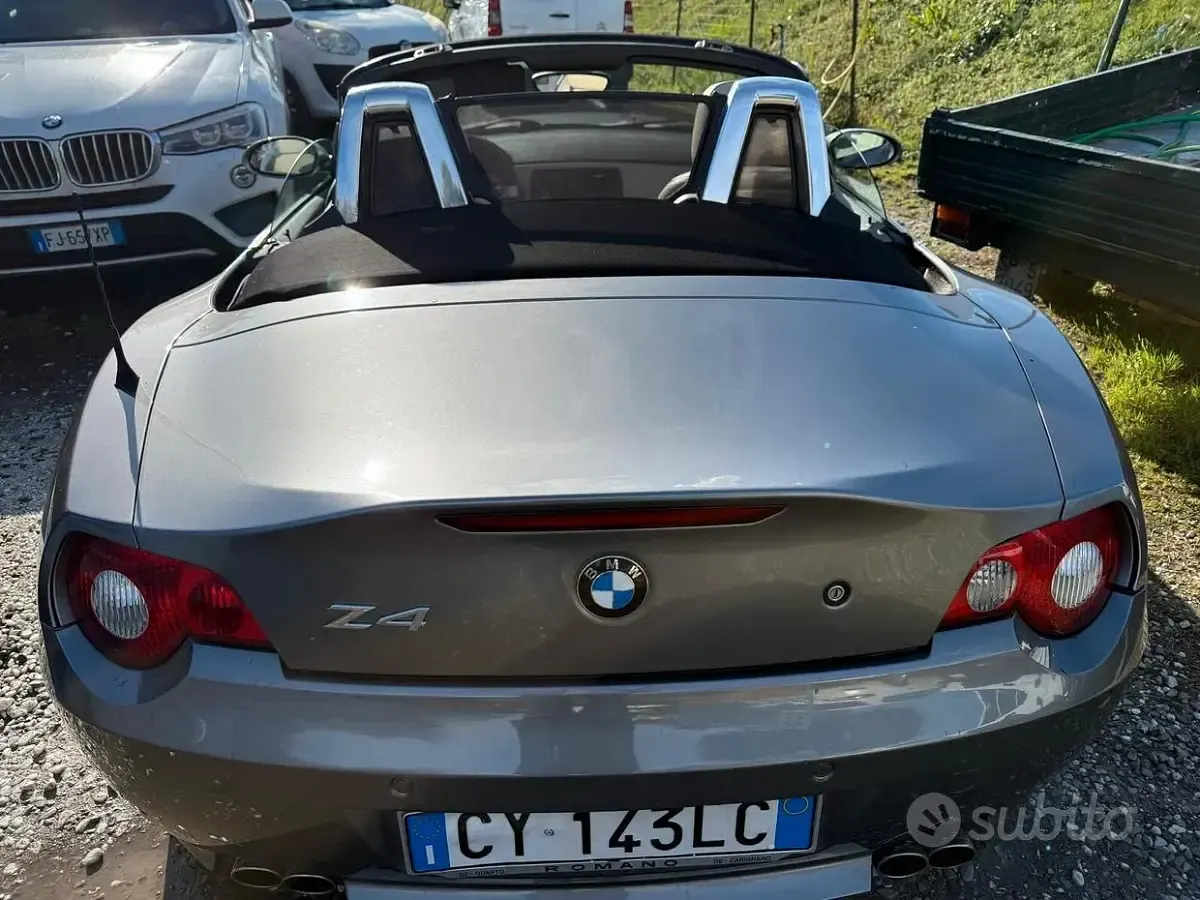 Usata BMW Z4 192 CV (141 kW) 2005 Argento Cabrio