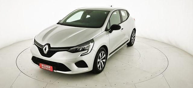 Usata Renault Clio V Equilibre 65 CV (47 kW) 2024 Argento metallizzato Berlina
