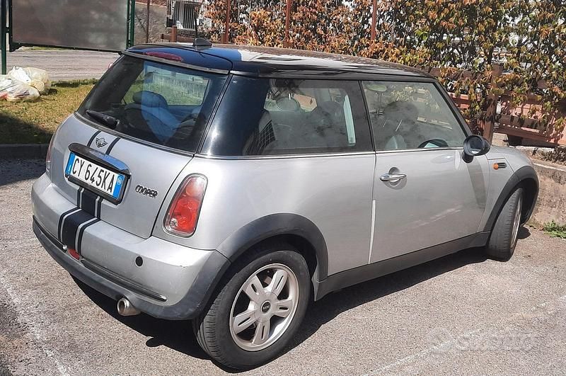 Usata Mini Cooper 2006 Grigio Utilitaria