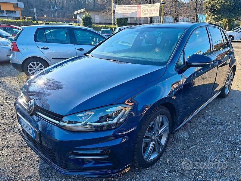 Usata VW Golf VII R-line 150 CV (110 kW) 2019 Blu Berlina