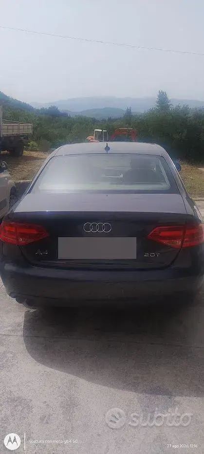 Usata Audi A4 120 CV (88 kW) 2010 Grigio Berlina