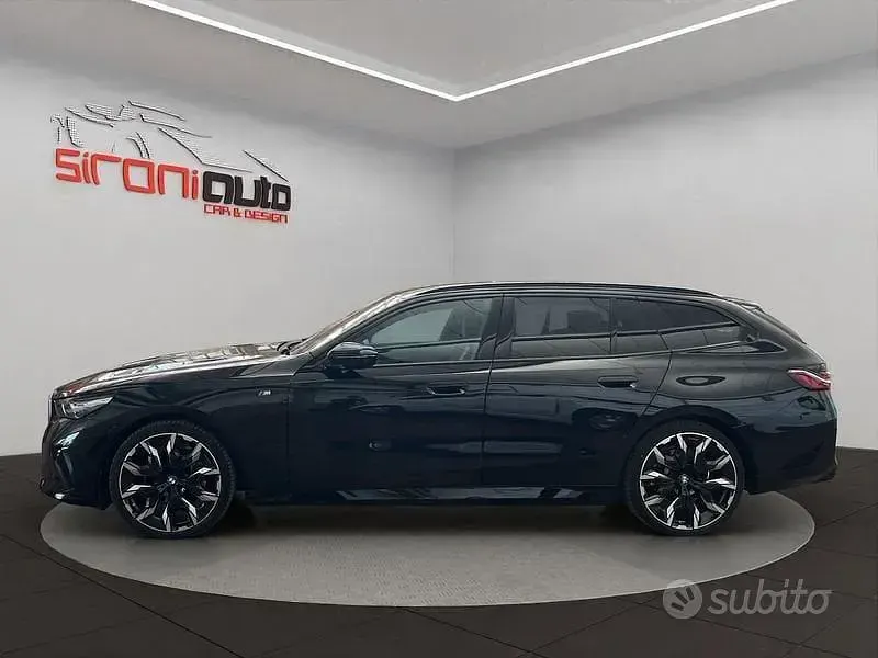 Nuova BMW 520 M Sport 197 CV (144 kW) 2025 Nero Station wagon