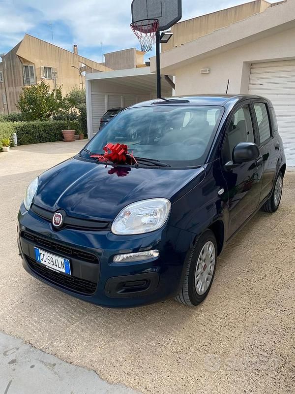 Blu Usata 2020 Fiat Panda Easy Utilitaria | 9300 € - Immagine 1/4