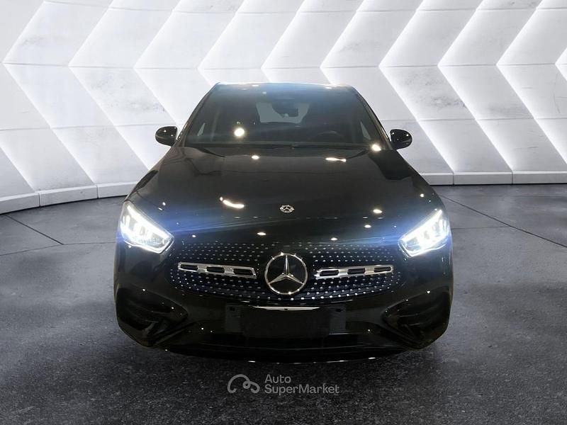 Usata Mercedes GLA180 AMG line 116 CV (85 kW) 2024 Nero SUV