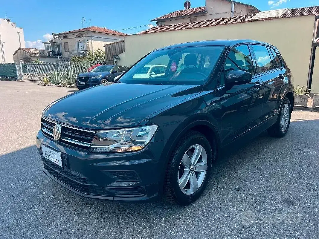 Usata VW Tiguan Business 116 CV (85 kW) 2018 Grigio SUV