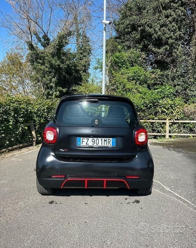 Usata Smart ForTwo Coupé Pure 71 CV (52 kW) 2019 Utilitaria