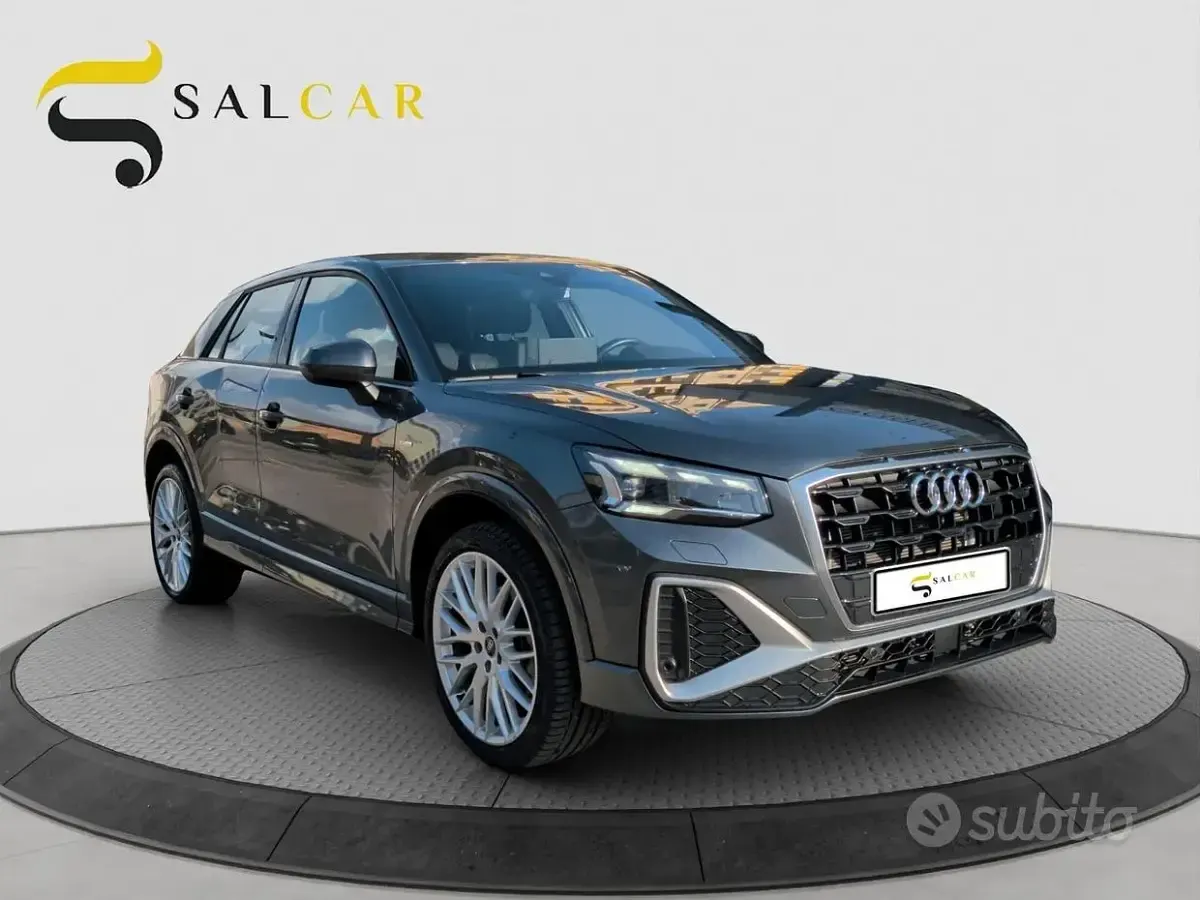 Usata Audi Q2 S-Line 150 CV (110 kW) 2025 Grigio SUV