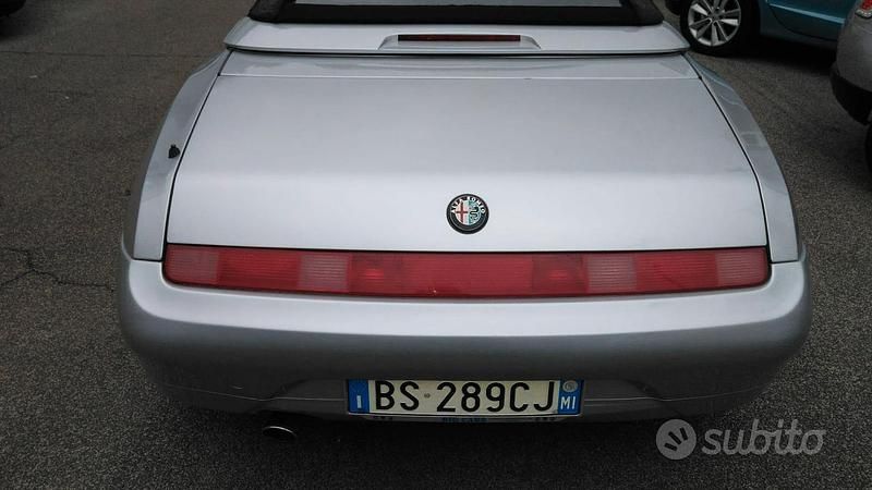 Usata Alfa Romeo Spider 2001 Grigio Cabrio