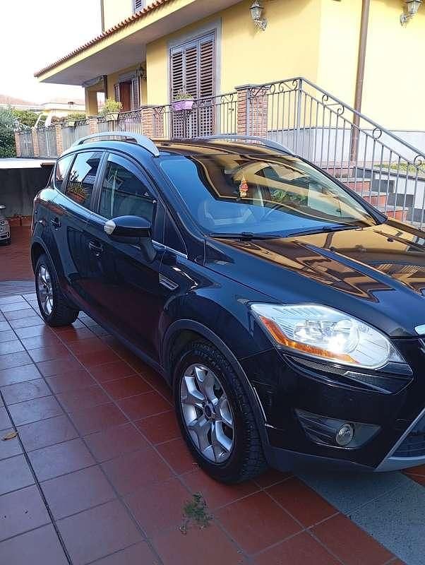 Usata Ford Kuga 140 CV (102 kW) 2012 SUV