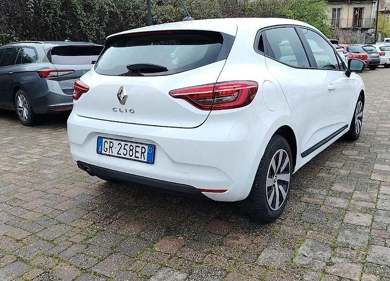 Usata Renault Clio V SE 65 CV (47 kW) 2023 Bianco Berlina