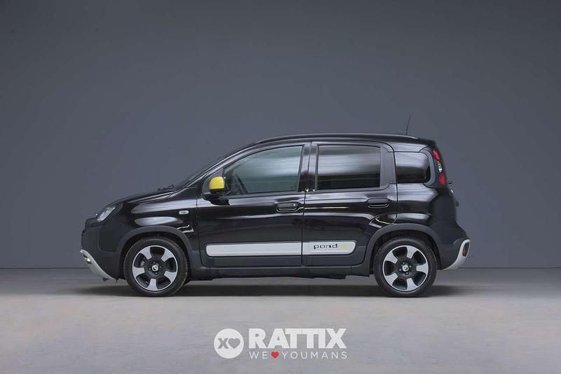 Usata Fiat Panda Cross Cross 70 CV (51 kW) 2025 Nero cinema Utilitaria