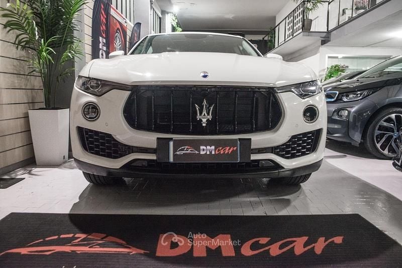 Usata Maserati Levante 250 CV (183 kW) 2018 Bianco SUV