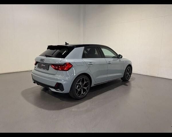 Nuova Audi A1 Ambiente 116 CV (85 kW) 2025 Grigio zinco perla Utilitaria