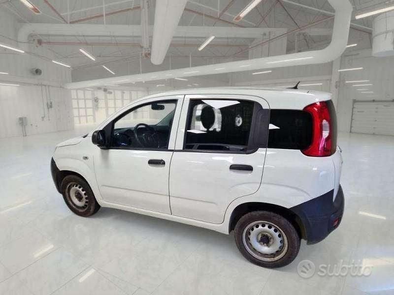 Usata Fiat Panda Pop 69 CV (50 kW) 2019 Bianco Utilitaria