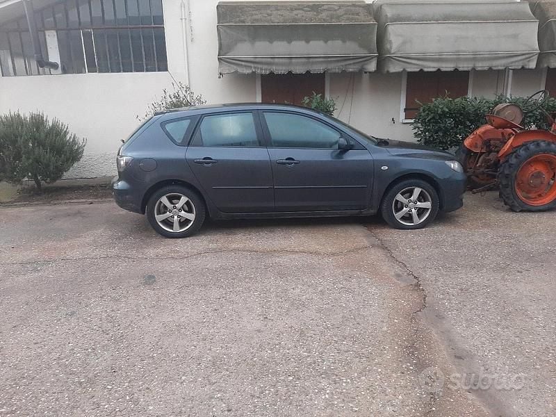 Usata Mazda 3 2006 Grigio Berlina