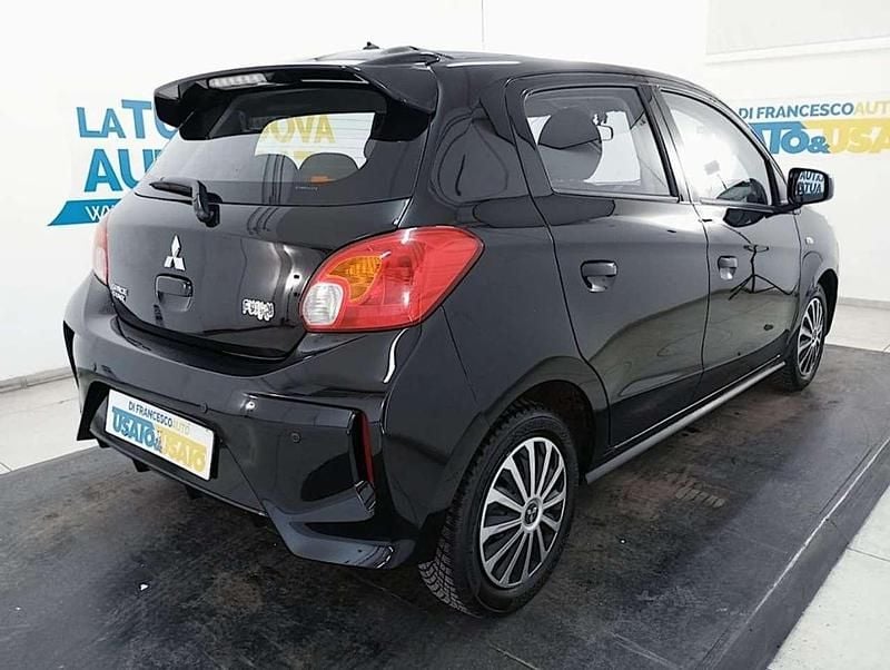 Usata Mitsubishi Space Star Invite 71 CV (52 kW) 2022 Nero metallizzato Berlina