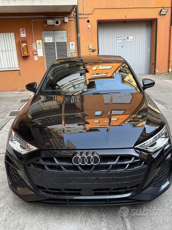 Usata Audi A3 S-Line 150 CV (110 kW) 2024 Nero Station wagon