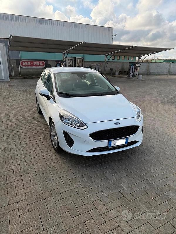 Bianco Usata 2020 Ford Fiesta Titanium Tre volumi | 9700 € (Ottimo prezzo) - Immagine 1/4