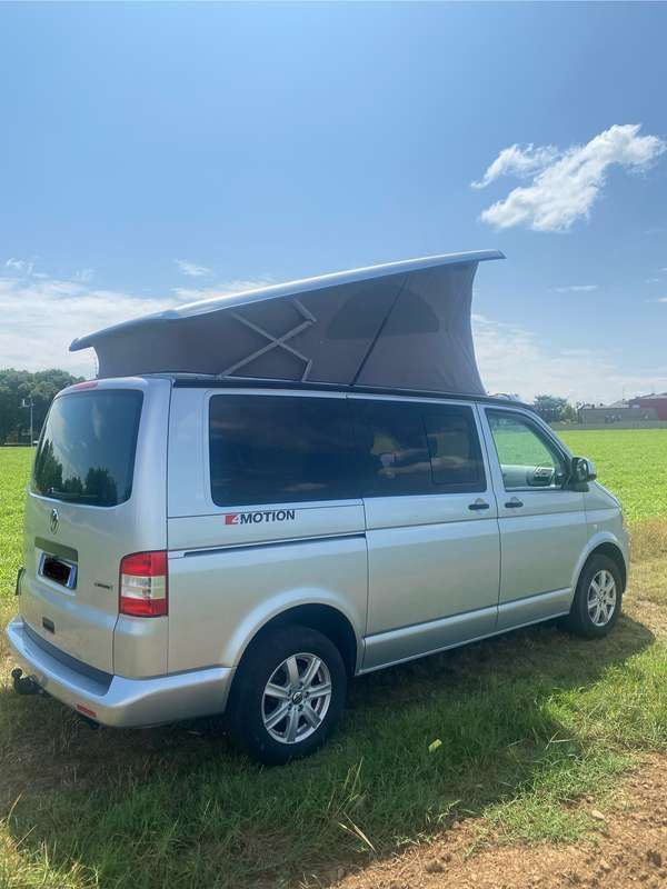 Argento Usata 2011 VW T5 Beach Furgone | 32.000 € (Ottimo prezzo) - Immagine 1/4