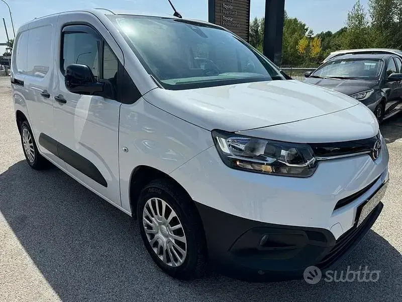 Usata Toyota Proace Verso City 101 CV (74 kW) 2023 Station wagon