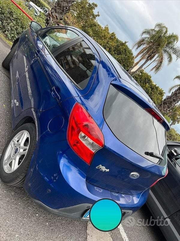 Begagnad Ford Ka Plus Ultimate 86 HK (63 kW) 2017 Blå Halvkombi
