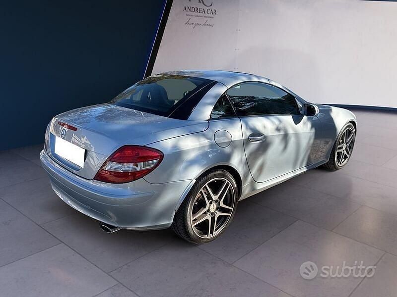 Usata Mercedes SLK200 163 CV (119 kW) 2004 Grigio Cabrio