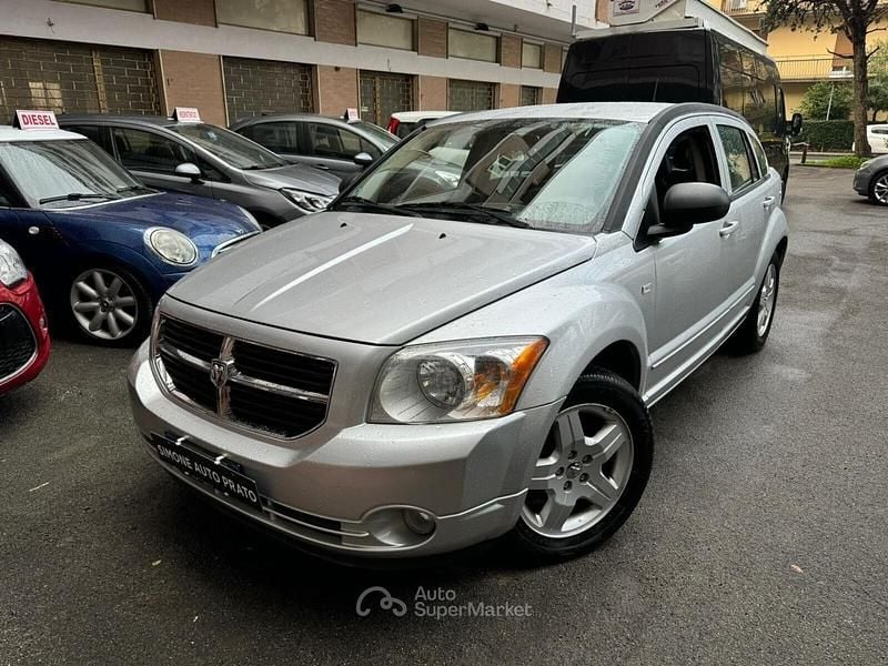 Grigio Usata 2010 Dodge Caliber SXT Due volumi | 2490 € (Buon prezzo) - Immagine 1/4