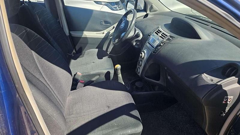 Usata Toyota Yaris Sol 69 CV (50 kW) 2007 Other Utilitaria