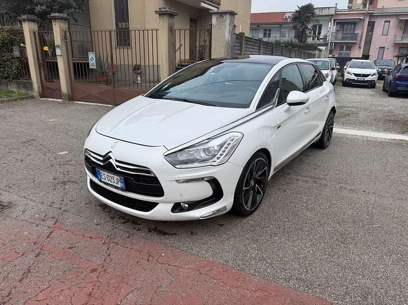 Bianco Usata 2013 Citroën DS5 Sport Chic Due volumi | 9500 € - Immagine 1/4