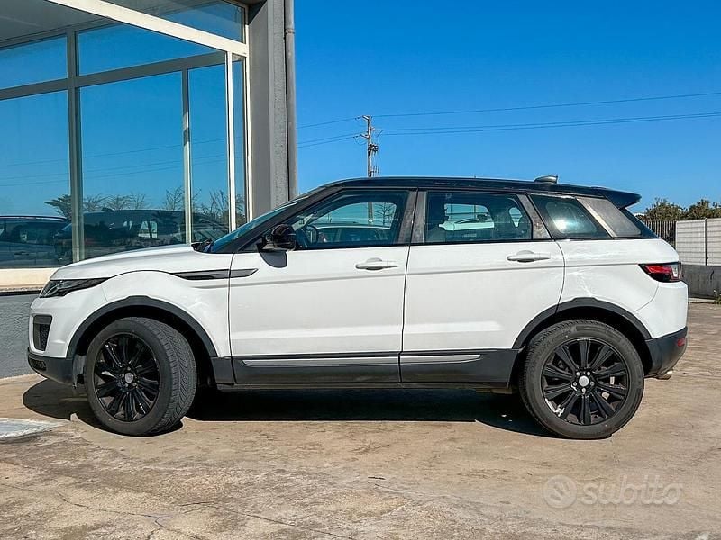 Usata Land Rover Range Rover evoque SE Dynamic 150 CV (110 kW) 2017 Bianco Station wagon