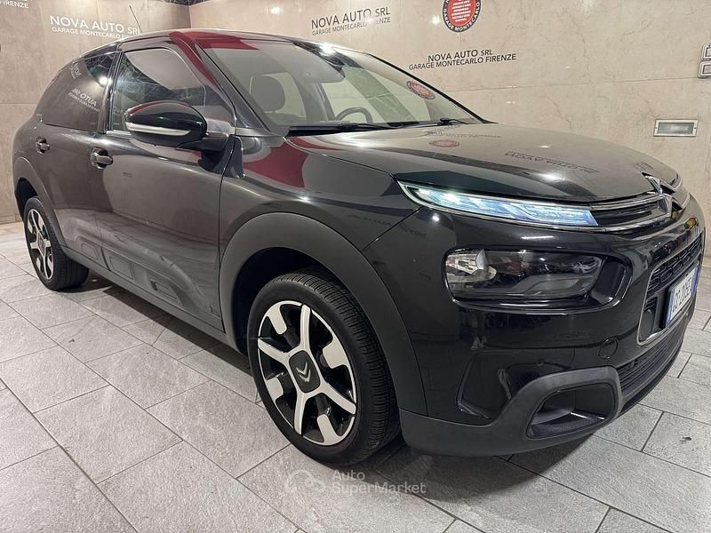 Usata Citroën C4 Feel 120 CV (88 kW) 2020 Nero SUV