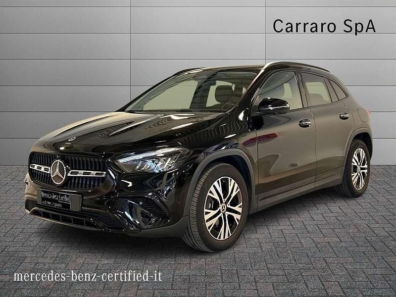 Usata Mercedes GLA180 Advanced Plus 116 CV (85 kW) 2023 Nero SUV