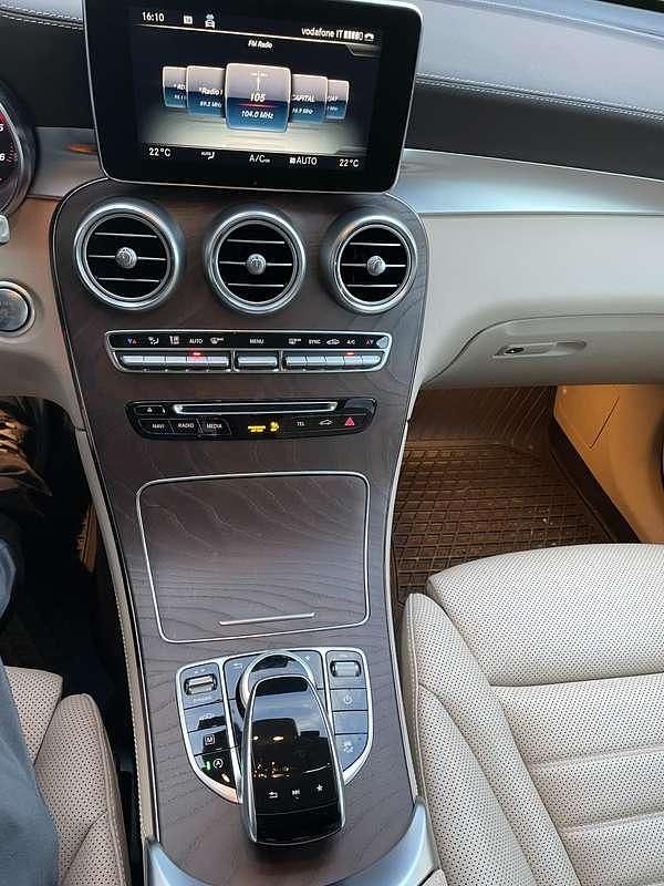 Usata Mercedes GLC250 Premium 204 CV (150 kW) 2018 Nero Coupé