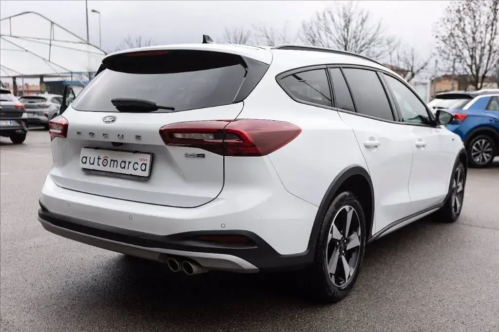 Usata Ford Focus Active 125 CV (91 kW) 2023 Bianco Station wagon