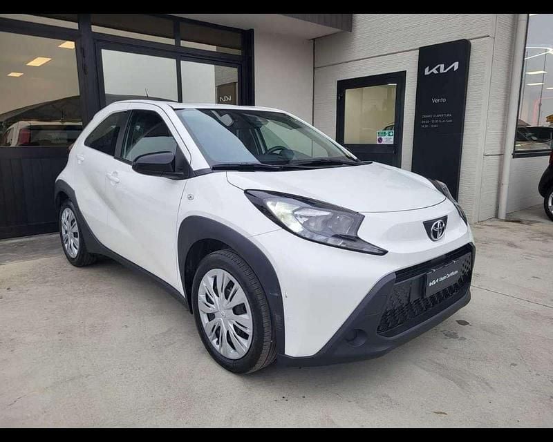 Usata Toyota Aygo X Active 72 CV (52 kW) 2023 Other SUV