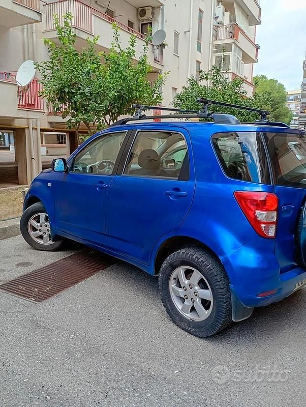 Blu Usata 2006 Daihatsu Terios SUV | 5000 € (Ottimo prezzo) - Immagine 1/4
