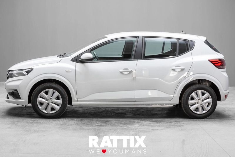 Bianco ghiaccio Usata 2023 Dacia Sandero Expression Due volumi | 15.000 € (Cara) - Immagine 1/4